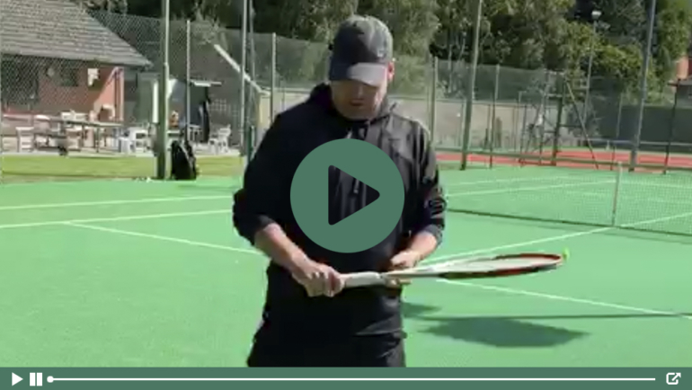 Forehand Grip